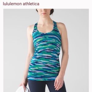 LULULEMON cool racer back ads 8 in seven wonders multi tank